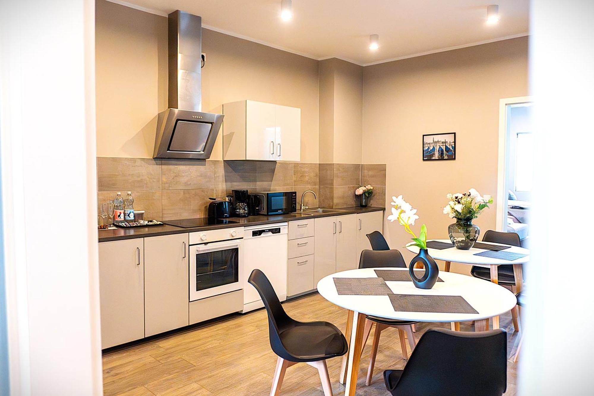 Liro Stadt Apartments クレーフェルト エクステリア 写真