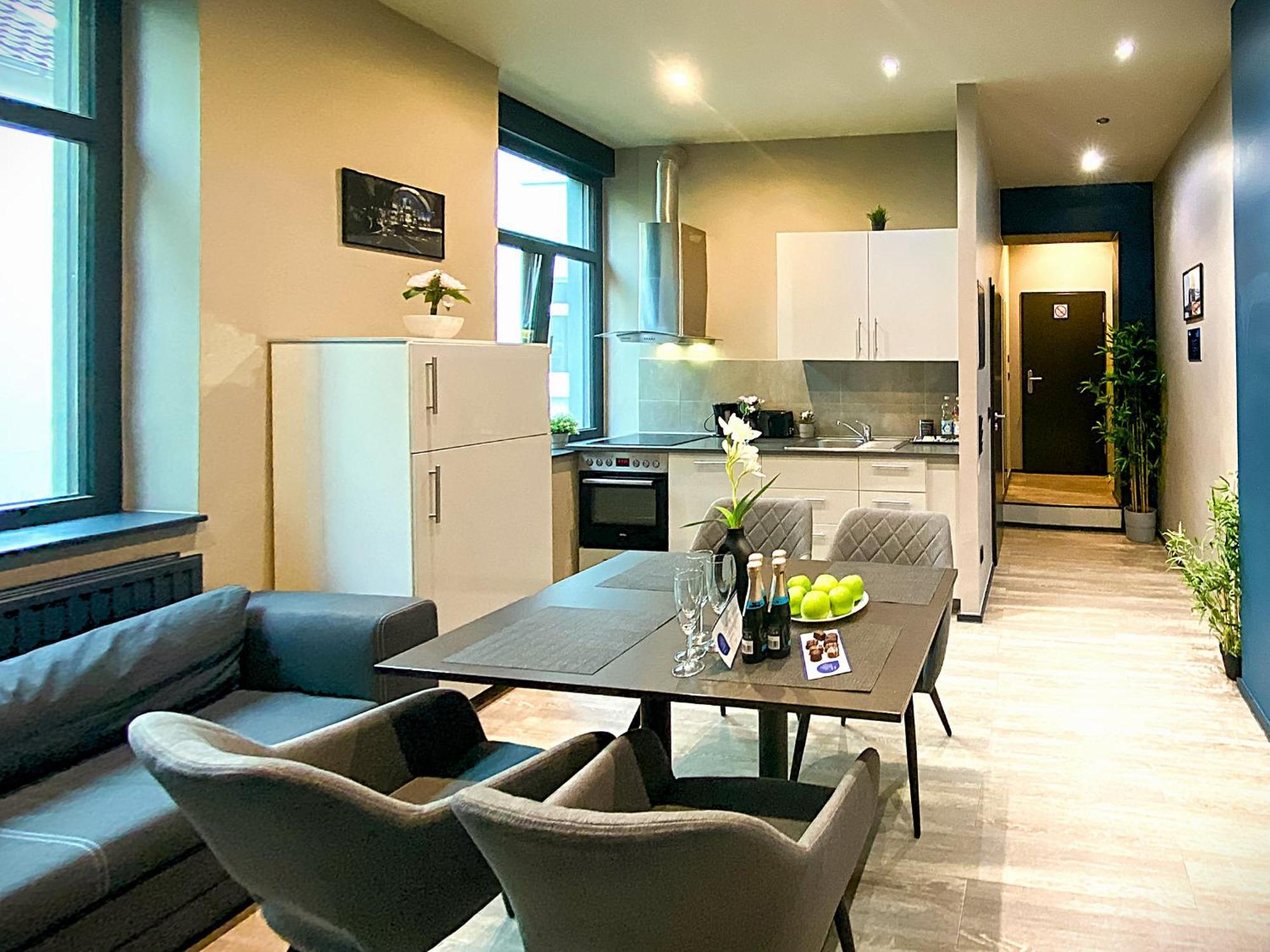 Liro Stadt Apartments クレーフェルト エクステリア 写真