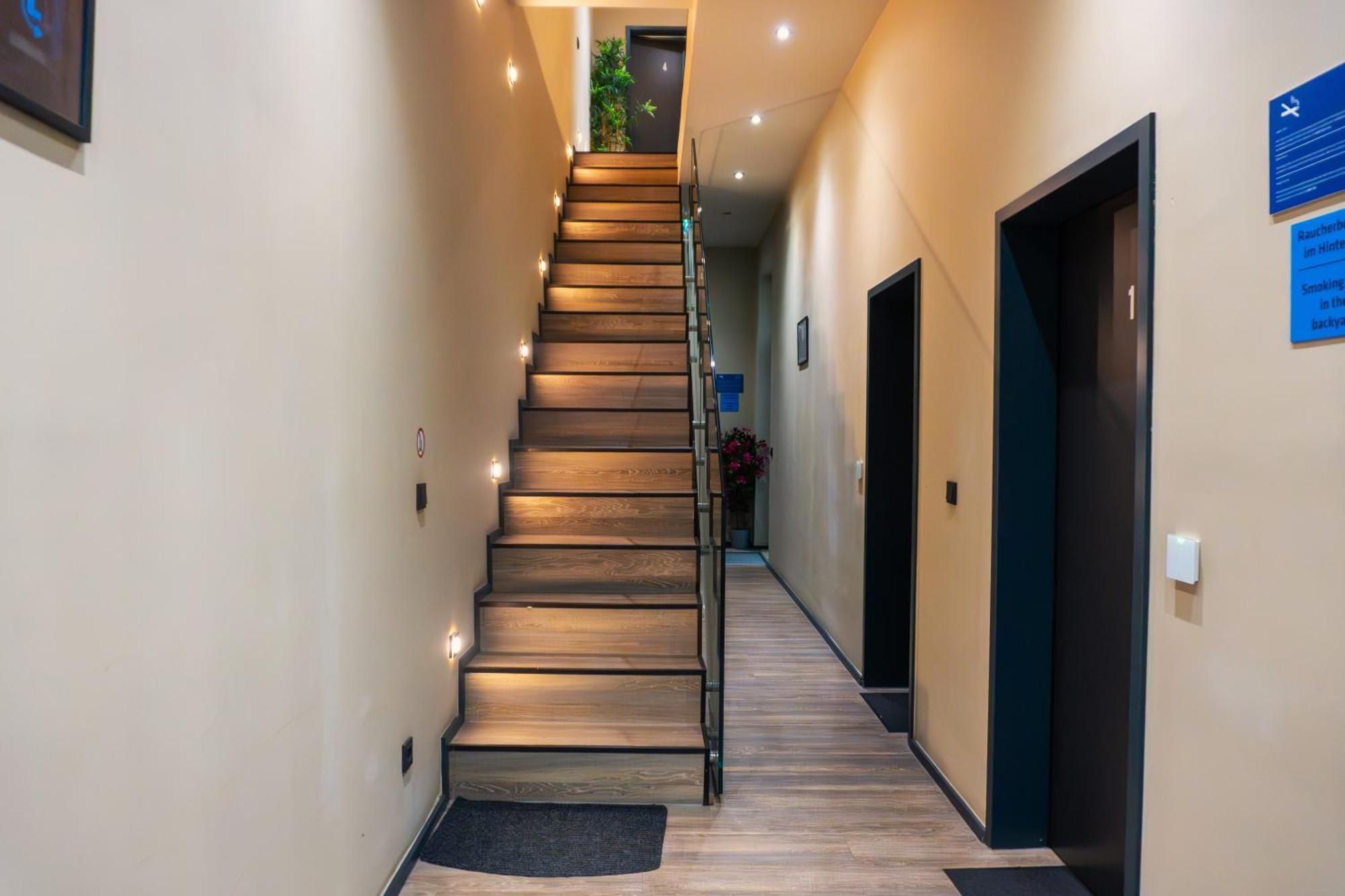 Liro Stadt Apartments クレーフェルト エクステリア 写真